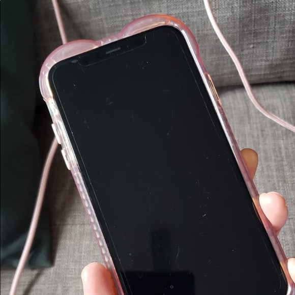 iPhone 11 Heart Case 💖 - Picture 6 of 7